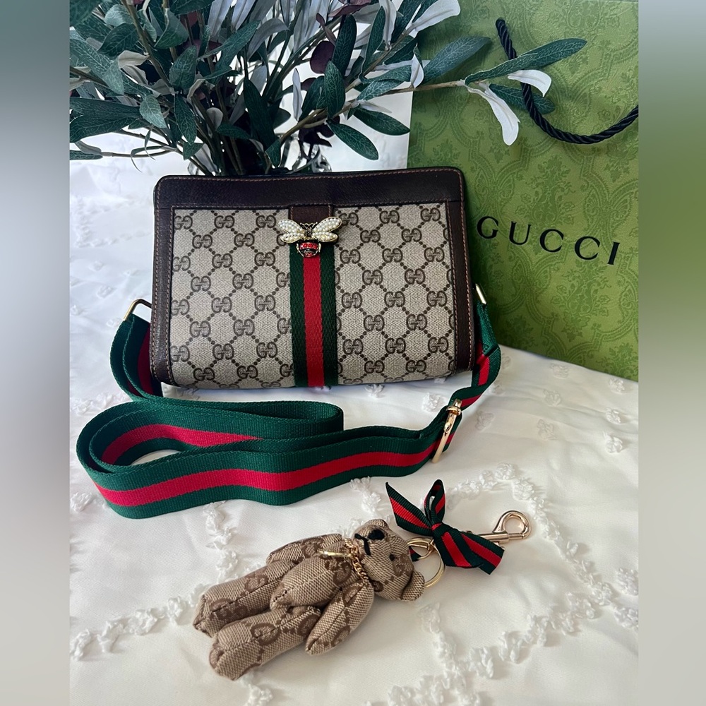 GUCCI WEB Sherry Line Clutch/Crossbody Bag. AUTHENTIC